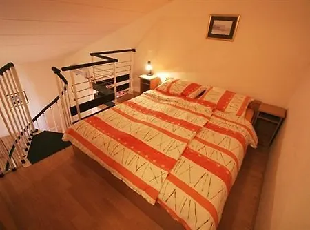 House Volta Cervar-Porat